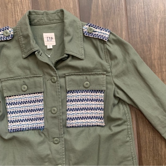 NWOT GAP Embroidered Army Green Utility Shirt Jacket Sz XS - Picture 5 of 11